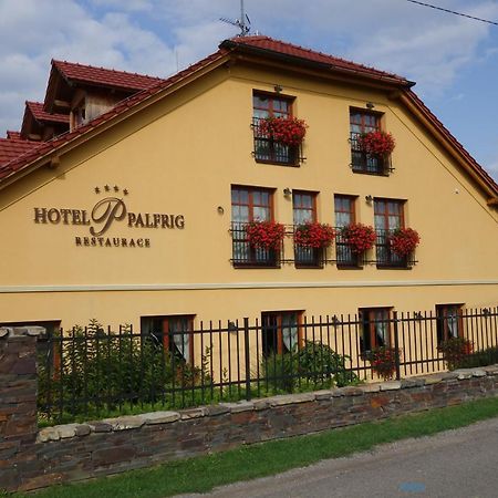 Hotel A Restaurace Palfrig Stara Ves nad Ondrejnici Exteriér fotografie