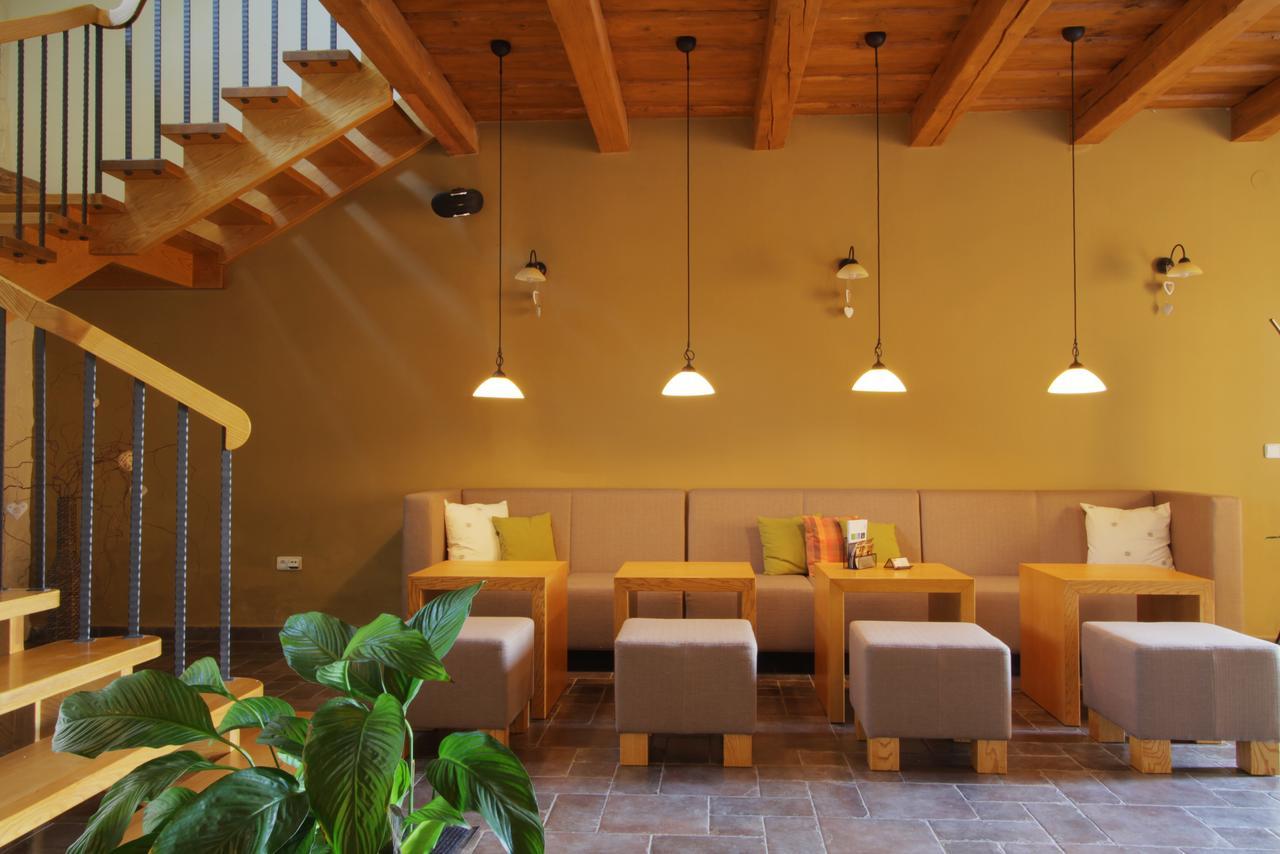 Hotel A Restaurace Palfrig Stara Ves nad Ondrejnici Exteriér fotografie